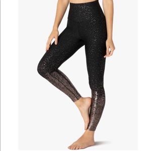Beyond yoga alloy ombré metallic leggings